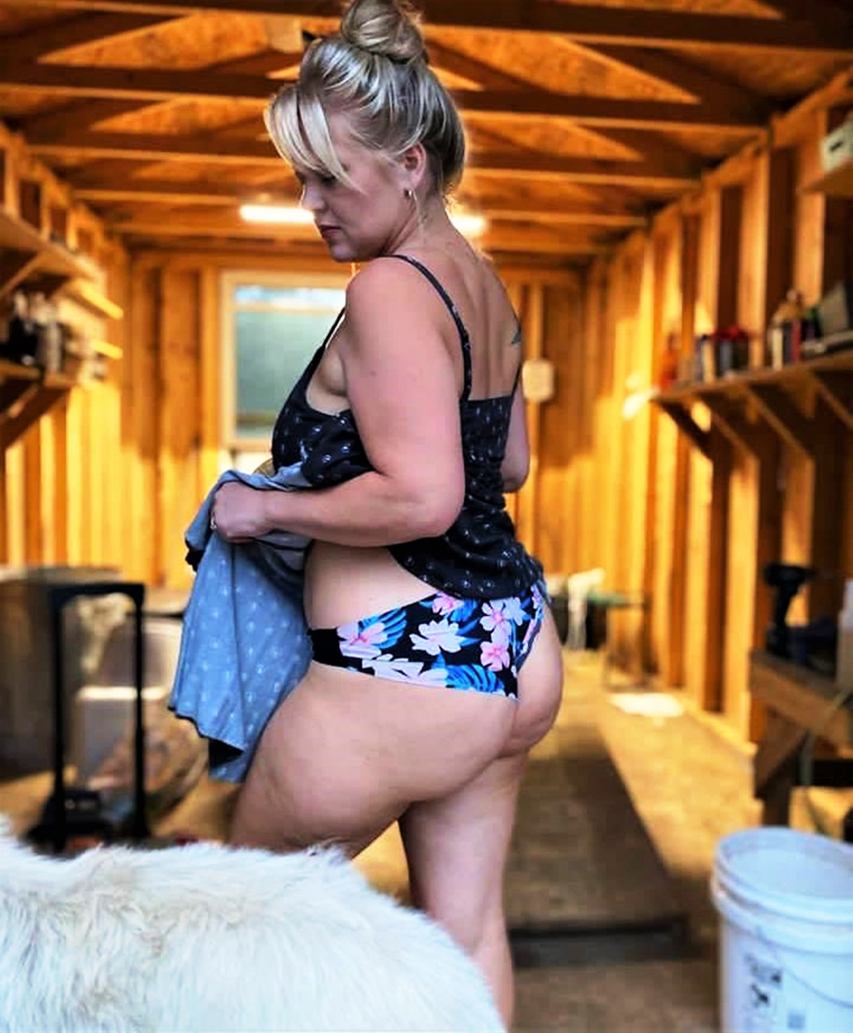 Here is another pic of my ass that my hubby took!