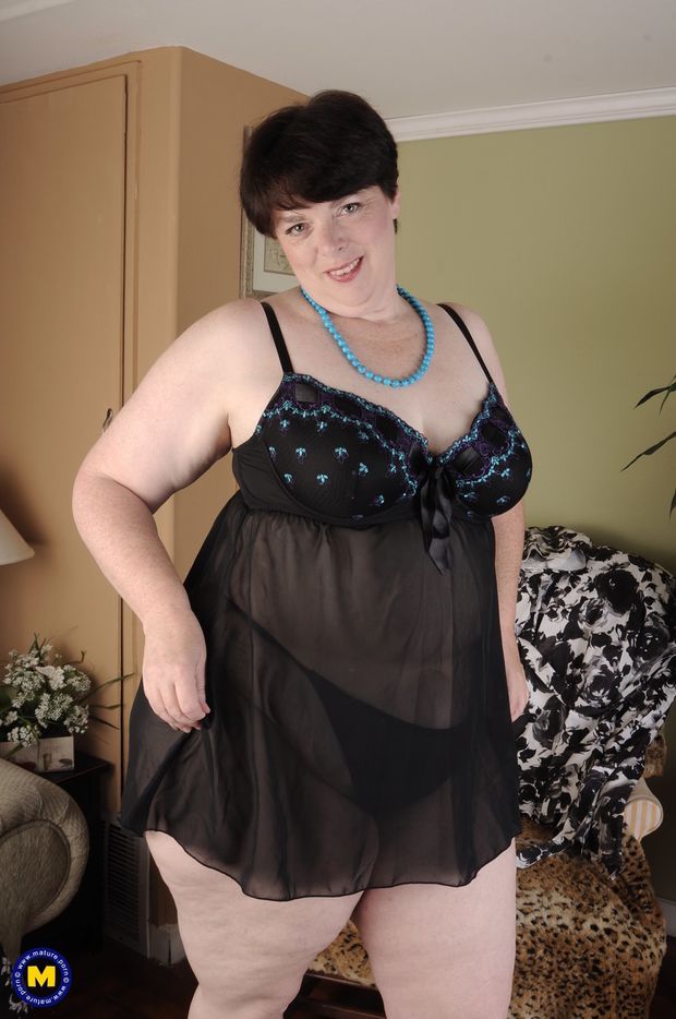 BBW mature Tindala licking her Nipple while Toying her Horny Pussy. #9