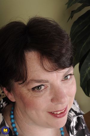 BBW mature Tindala licking her Nipple while Toying her Horny Pussy. #1