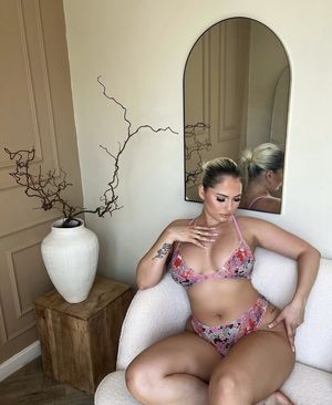 Beauty chilling inside