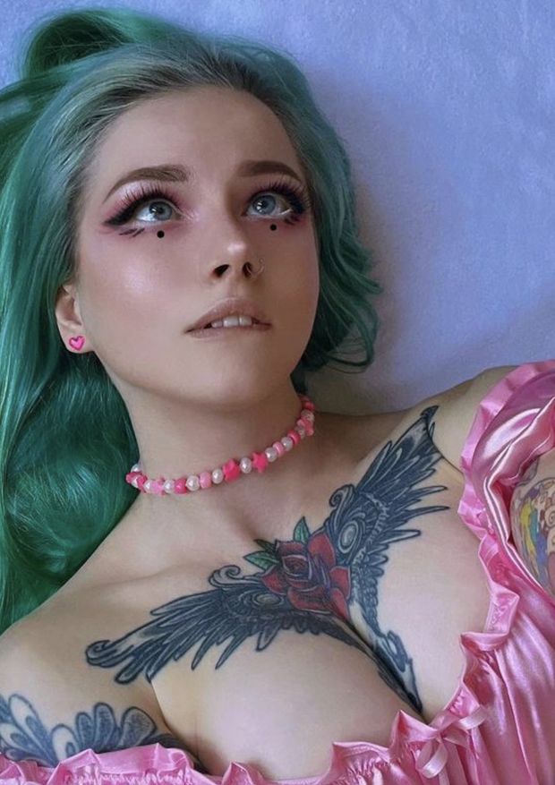 Hot boobs