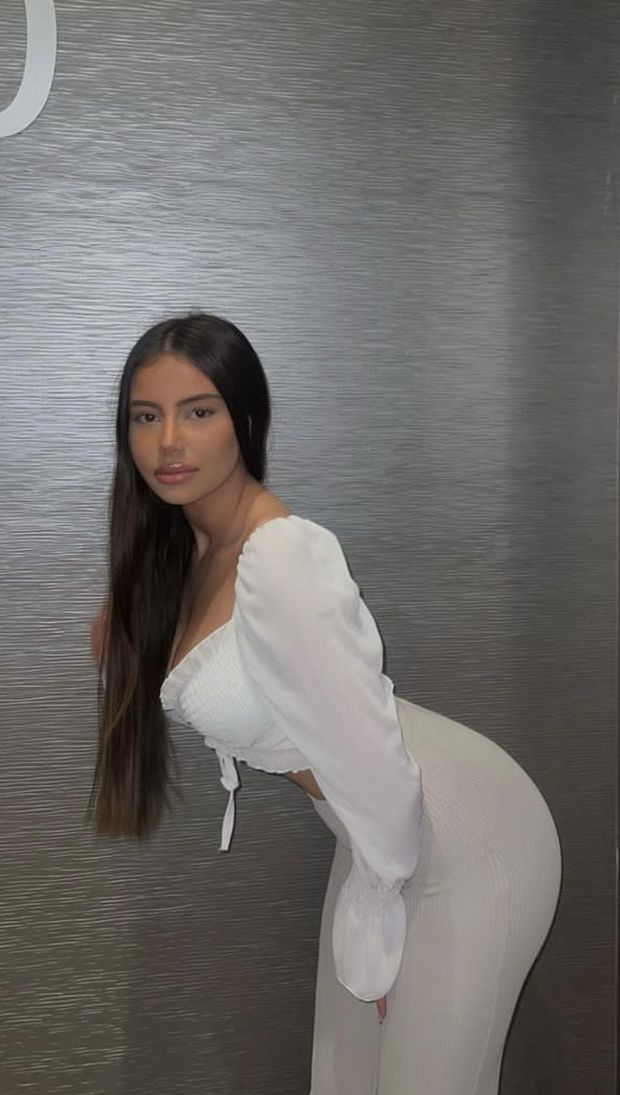 Valonaash bending over like a whore