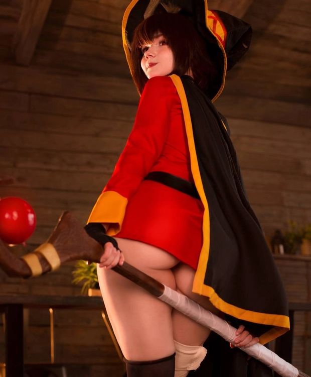 Megumin cosplay