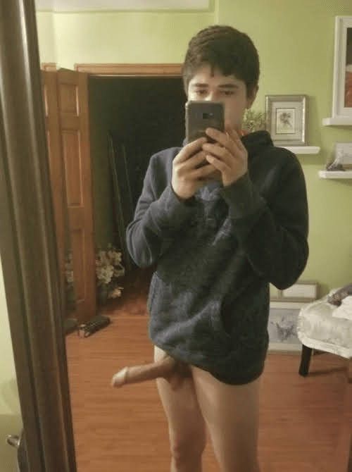 You get a text from the right wing neighbor … “ hey libtard , ready to serve a real cock ? “