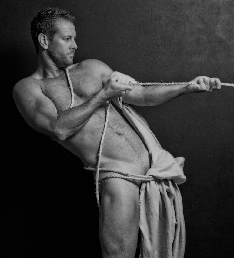Bill-with-ropes