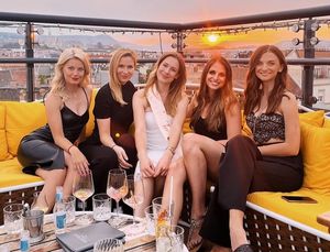 Choose one and f*ck her hard! 69 ❤️