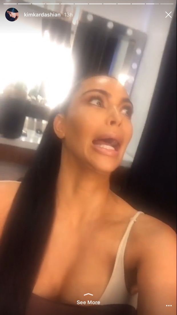 Krazy Kim Kardashian selfie moment.