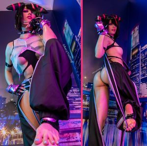 Juri Han cosplay