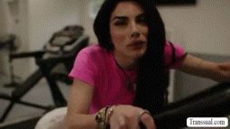 Slutty fitness lover gets a surprise workout