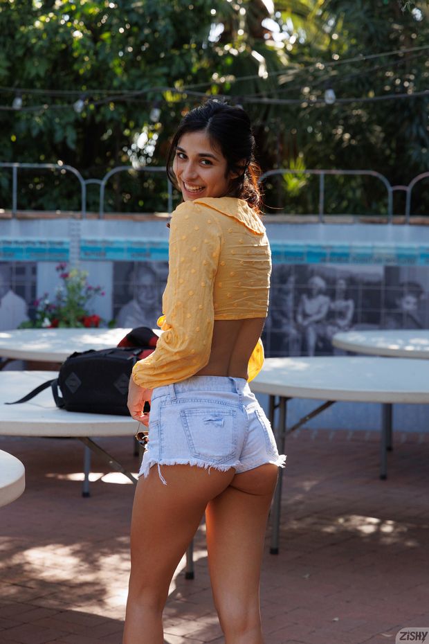 Nice ass in cut off jean shorts