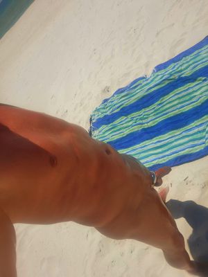 Love the beach...and, being naked! ;)