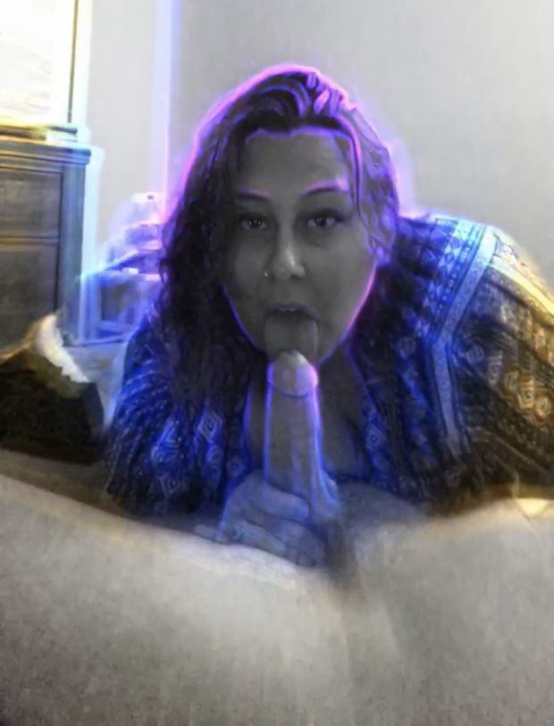 Cute pic of me sucking a nice cock