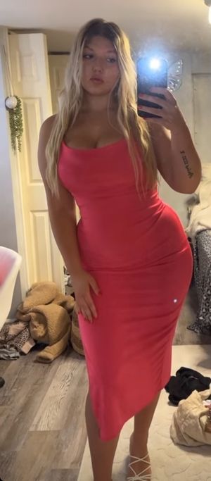 Destiny red dress mirror selfie