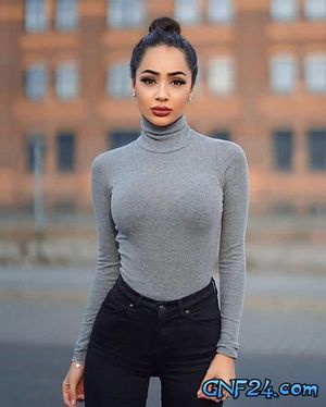 i wanna lick her so hard