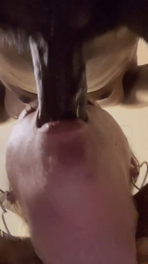 Slutbunny deepthroat