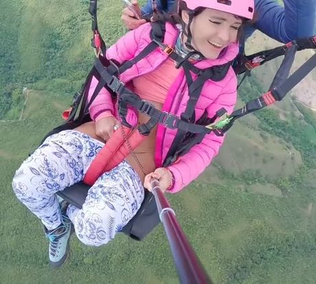 How to Have a Wank in a Hang-Glider