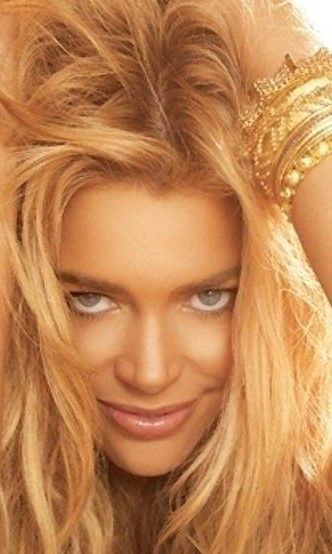 Denise Richards