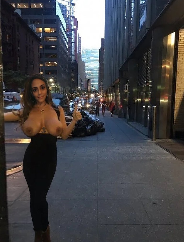 Showing off on the avenue