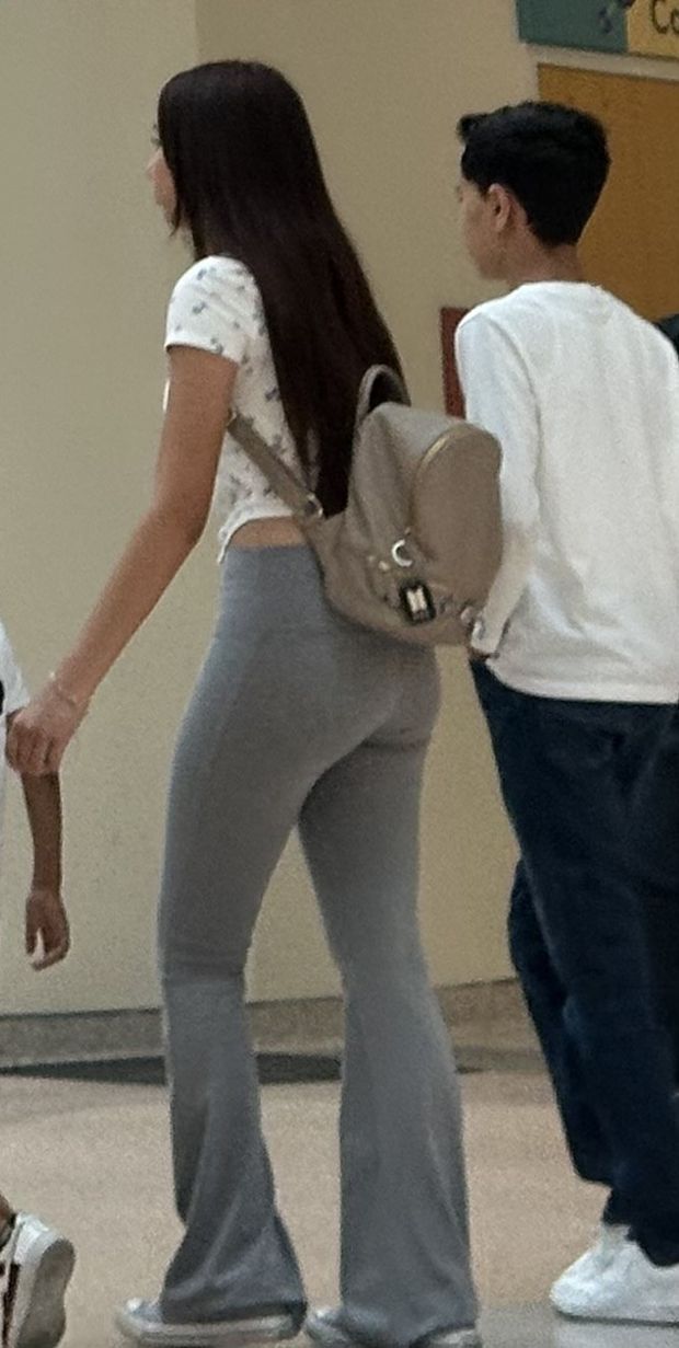 More fine asses out and about