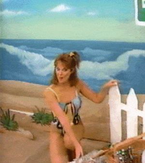 Holly Hallstrom 41st gif.