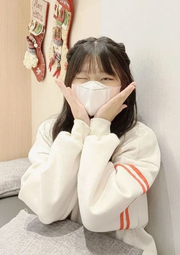 Cum tribute request for chinese teen slut shihan1228