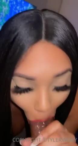 Great blow, nice lips