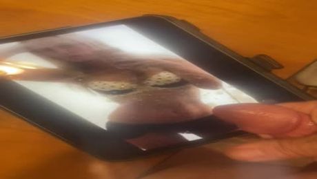 Some chick from kik who wanted to be tributed