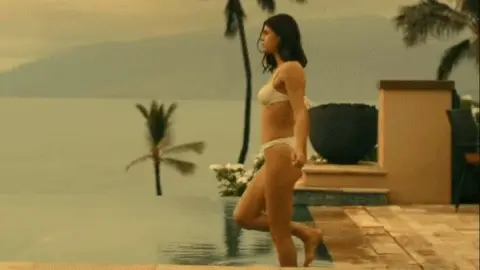 bikini beauty