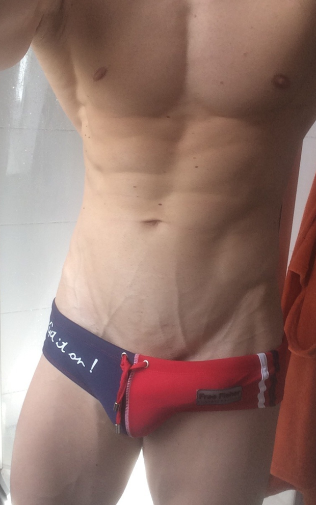 Speedo Upclose