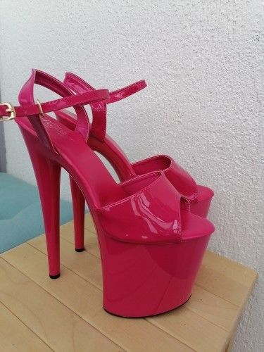 Very high  sexy pole dance high heels