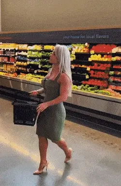 Do you think what I think about those bananas?