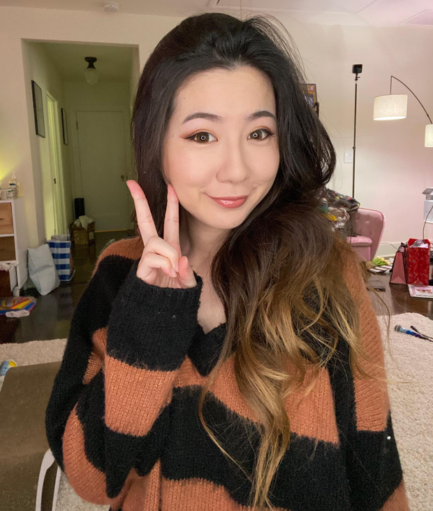 Fuslie (Streamer) - Orange & Black Striped Jumper