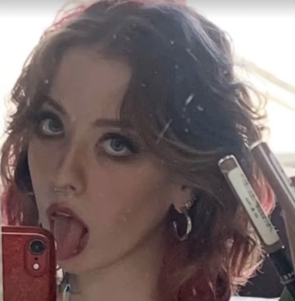 I know a good use for that tongue...