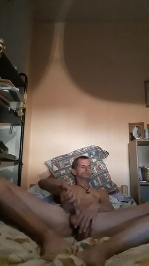 j ai filmer ce vieux pervers sur skyrock chat