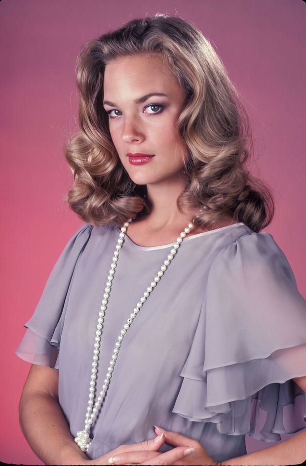 Leann Hunley 1st pic.