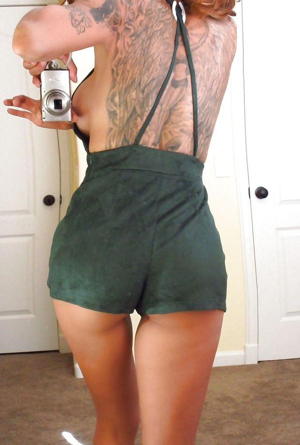 Busty Ebay Seller