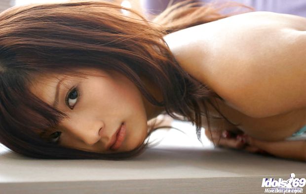 Tempting Asian Babe Sara Tsukigami Uncovering her Seductive Curves. #11