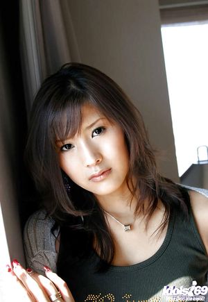 Tempting Asian Babe Sara Tsukigami Uncovering her Seductive Curves. #1