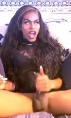 horny ebony shemale maliyah cumming