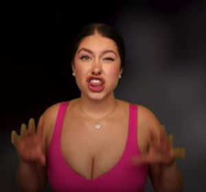 Lexi Winters aka brunettebarbieeeee 9