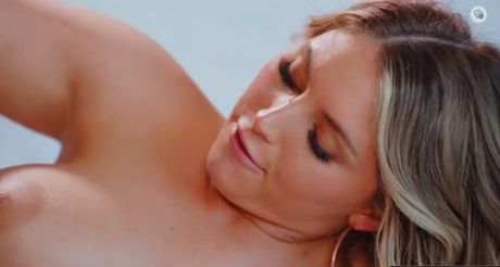 Kaley Gunner taking a deep creampie from her black lover!