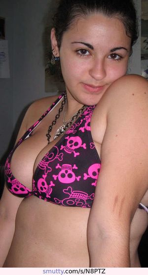 Slutty lil thicc big titty teenslut posing