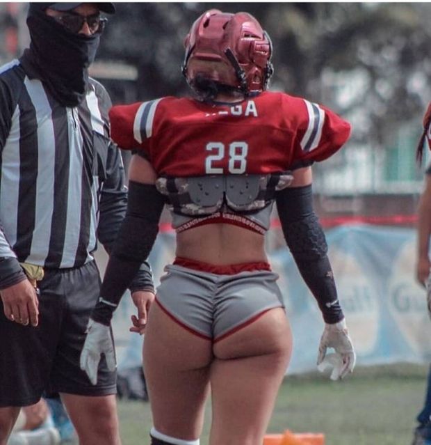I would eat that ass for lunch