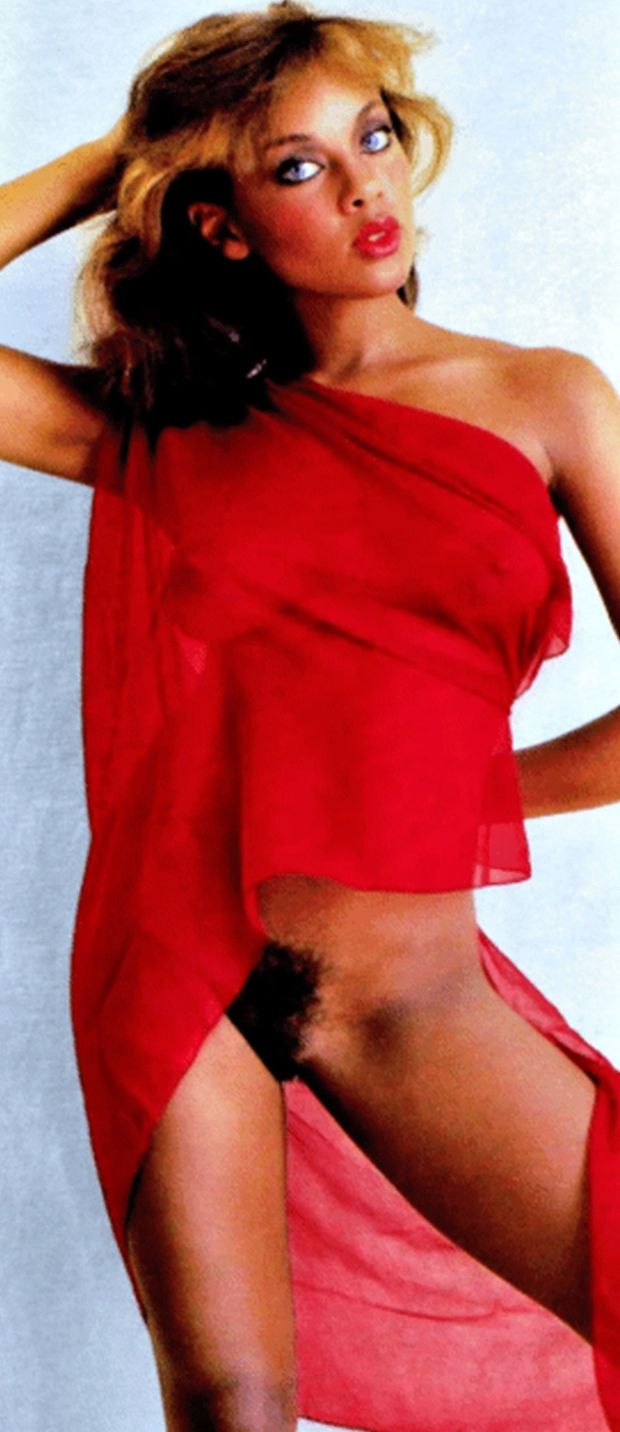 Vanessa Williams showing some muff!  Who doesn't think she is sexy as hell?!