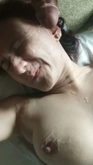 Milf cumshot
