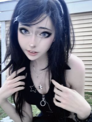 Petite Slut Alice • Booplesnoot 6