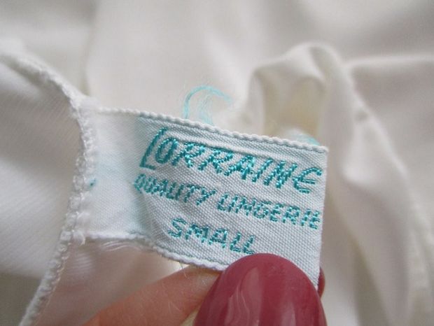 Tag of a Lorraine Half Slip