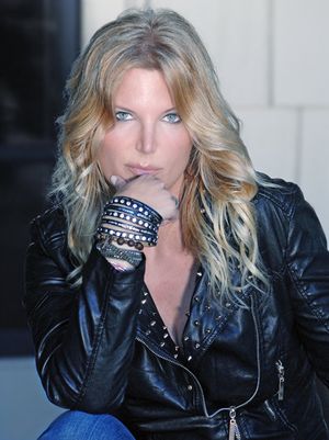 Louise Stratten 7th pic.