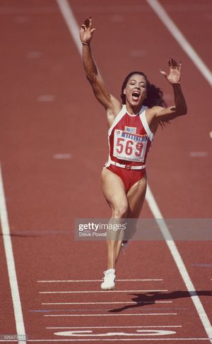 Florence Griffith-Joyner 13th pic.