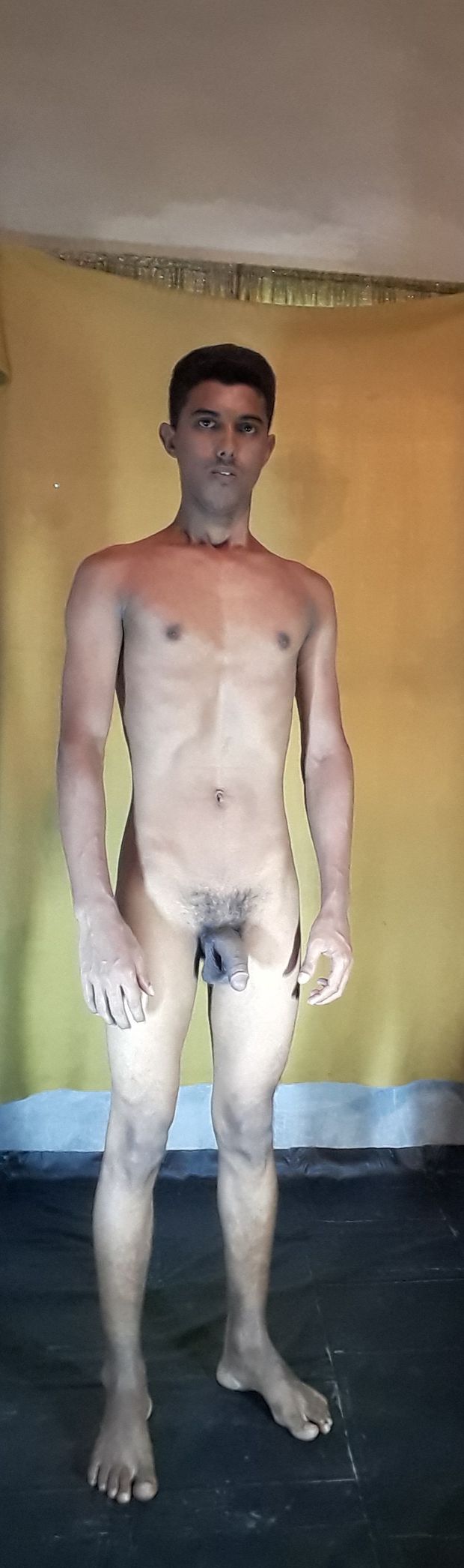 Emran nude Photos